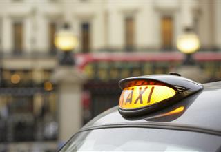 How to become a taxi driver in the UK?